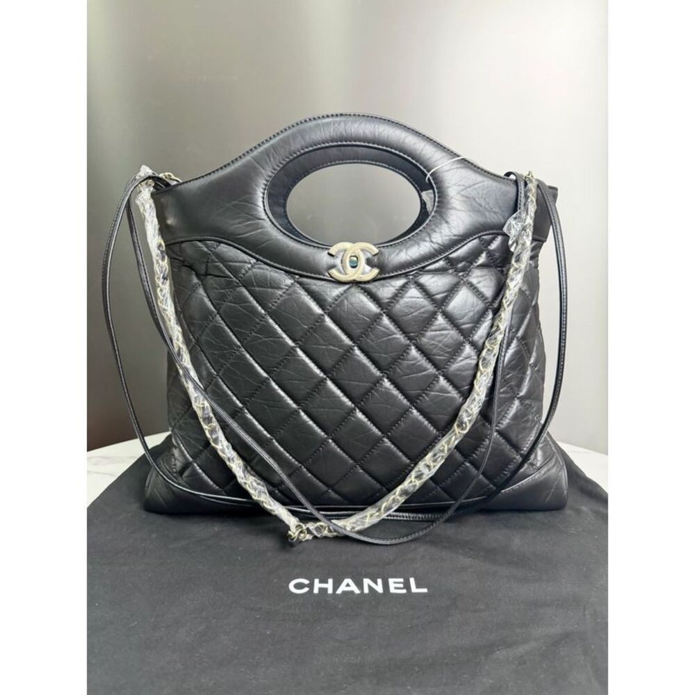 Chanel Women Pre-Loved Bag Very Good Condition